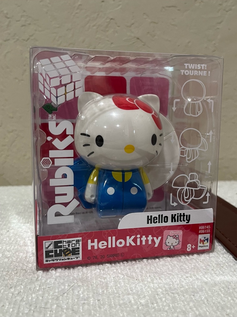 New in Box Hello Kitty Rubiks Puzzle